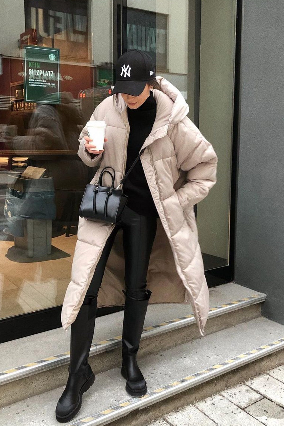 Fuzzify | Langer Puffer-Wintermantel mit elegantem Design