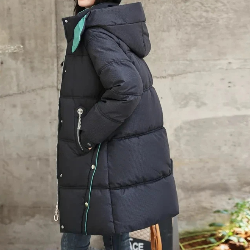 Frostella | Damen Winterjacke mit Kapuze, Weich Gefüttert und Robuster Stoff, Mit Praktischen Reißverschlusstaschen