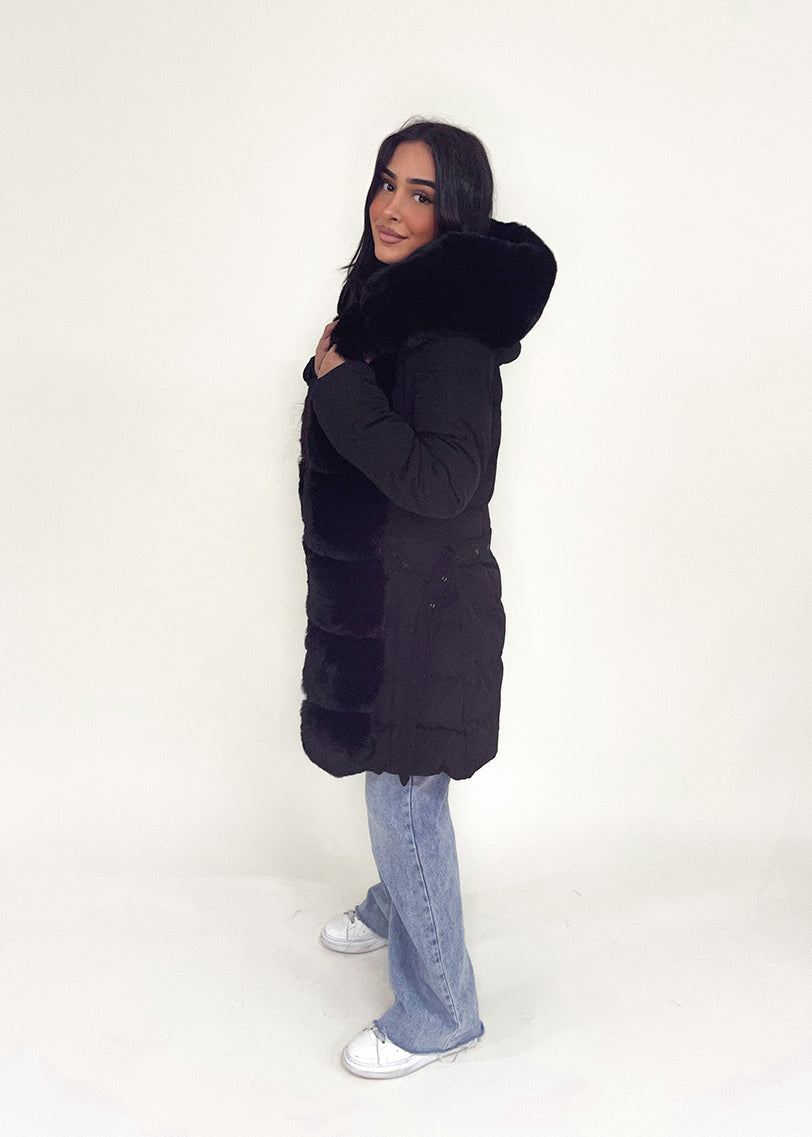 Thermova | Elegante Winterjacke mit luxuriösem Kunstfellbesatz