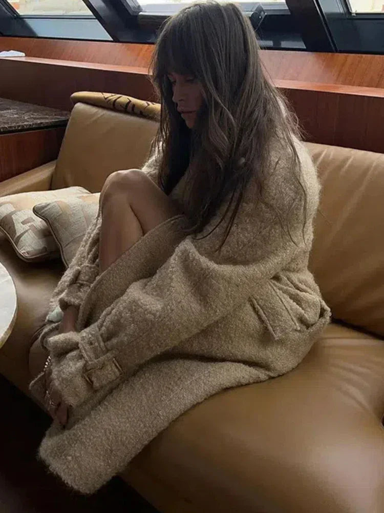 Slipio | Apricotfarbener Wollmantel mit Gürtel und Tasche