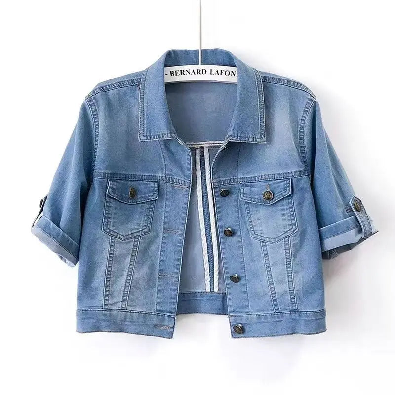 Nola | Einfarbige Jeansjacke mit kurzen Ärmeln