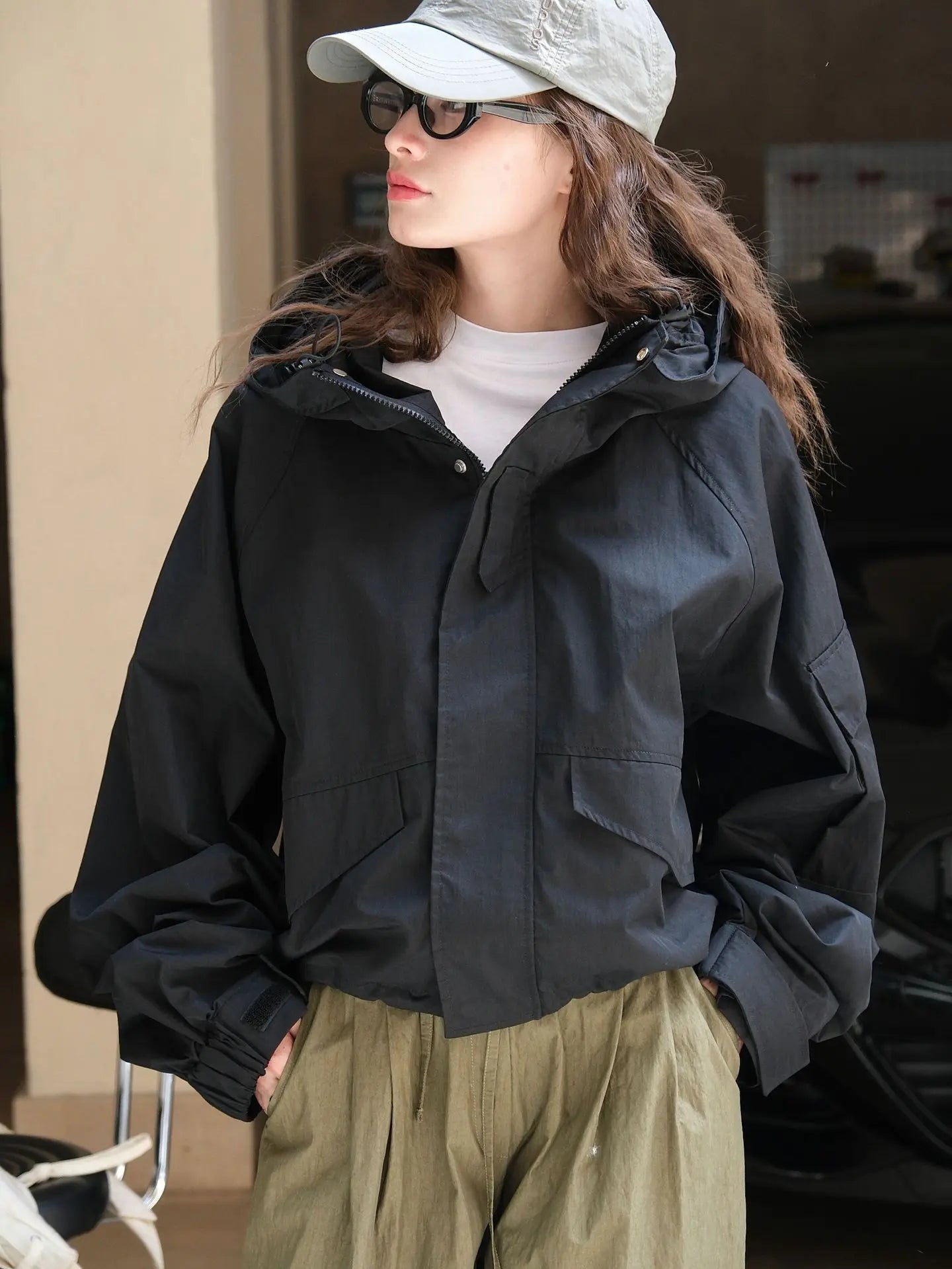 Frostora | Damen Kapuzenjacke mit Lockerem Schnitt und Kuscheligem Design