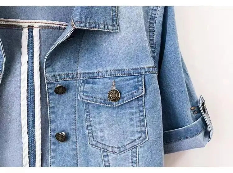Nola | Einfarbige Jeansjacke mit kurzen Ärmeln