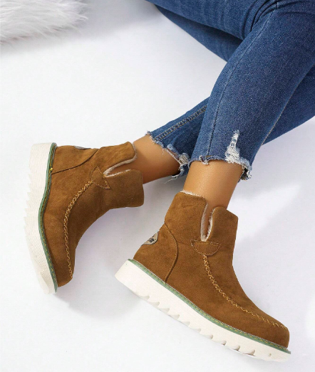 Bloom™ | Bequeme Winterstiefel aus Wolle mittelhoch und elegant