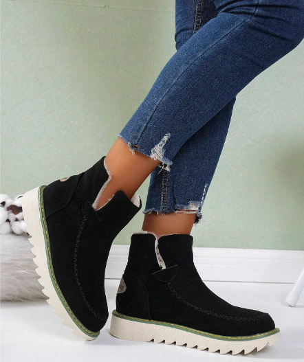 Bloom™ | Bequeme Winterstiefel aus Wolle mittelhoch und elegant