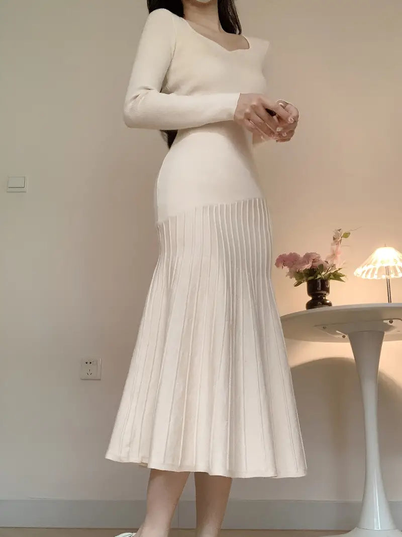Dazzluxe | Elegantes V-Ausschnitt Strickkleid im Mittelöstlichen Stil