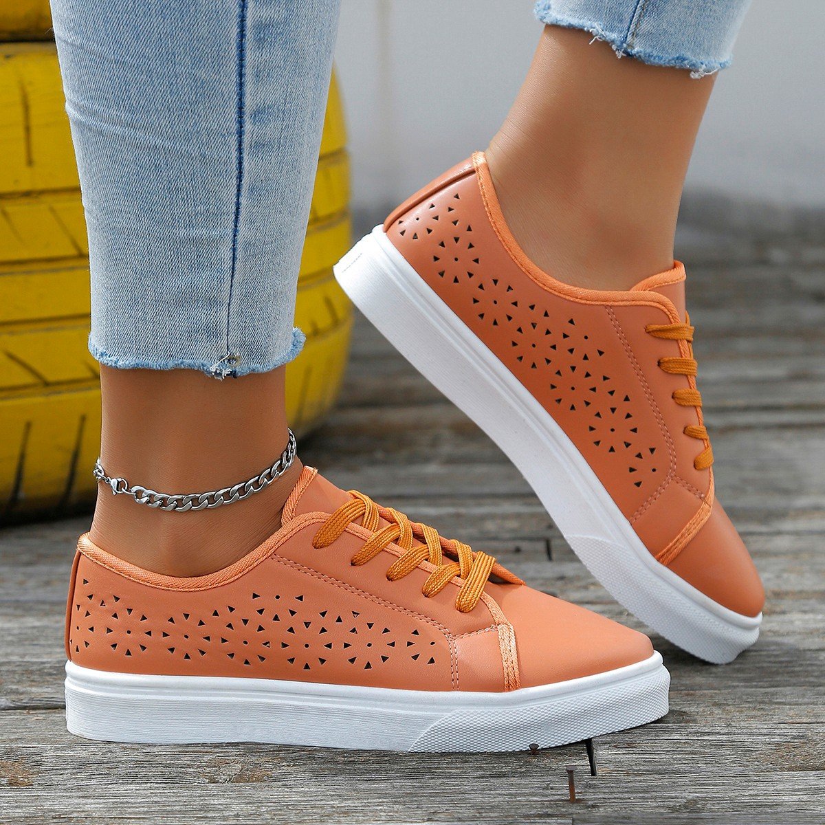 Luminex | bequeme und modische Schnürsneakers