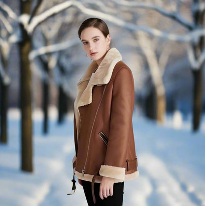 CloudJacket | Stilvolle Leder-Bikerjacke mit Polokragen und Gürtel