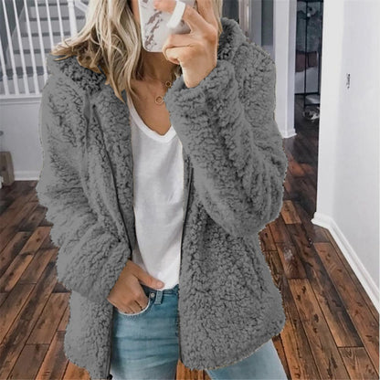 EasyWear | Kuscheliger Teddyfell-Wollmantel mit Kapuze