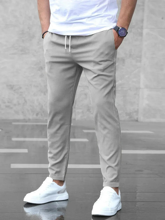Frostra | Herren Premium Stretchhose im Slim Fit mit Kordelzug – Bequeme Passform in Unifarbe für den Alltag