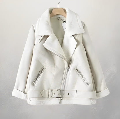 CloudJacket | Stilvolle Leder-Bikerjacke mit Polokragen und Gürtel