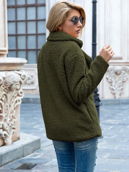 Halira | Damen Stylischer Teddy Plüsch Luxus Fleecemantel mit Taschen