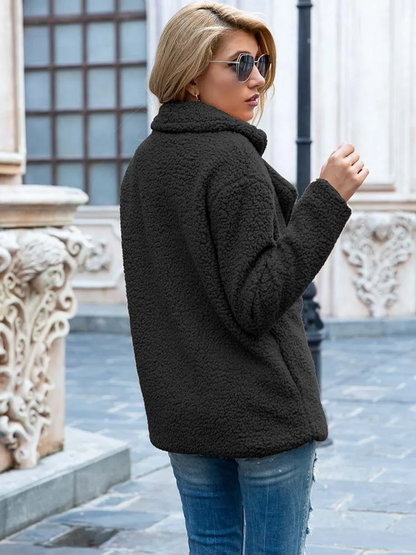 Halira | Damen Stylischer Teddy Plüsch Luxus Fleecemantel mit Taschen