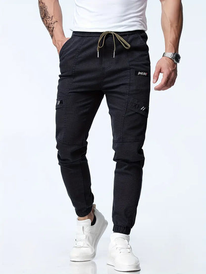 Glacera | Herren-Jogginghose mit verstellbarem Bund und praktischen Taschen