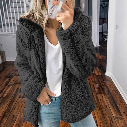 EasyWear | Kuscheliger Teddyfell-Wollmantel mit Kapuze