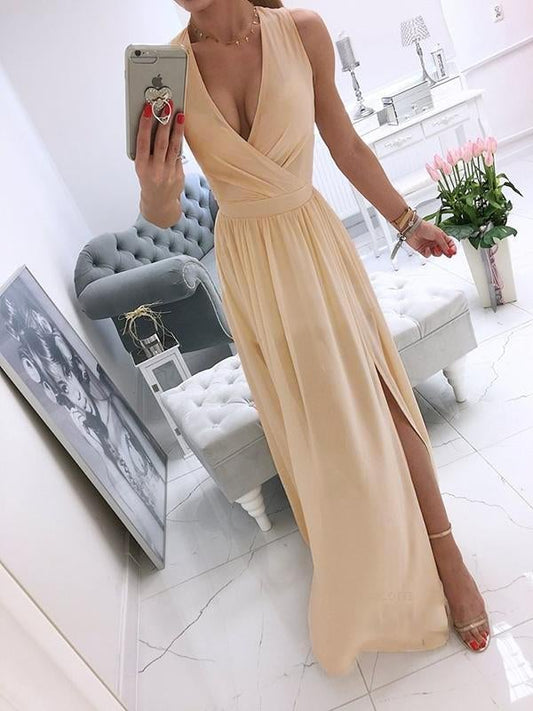 Luxira | Elegantes Chiffonkleid mit V-Ausschnitt und Seitenschlitzen