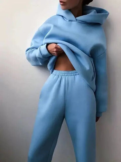 Knitora | Damen Set aus Kapuzenpullover und Jogginghosen