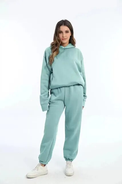 Knitora | Damen Set aus Kapuzenpullover und Jogginghosen