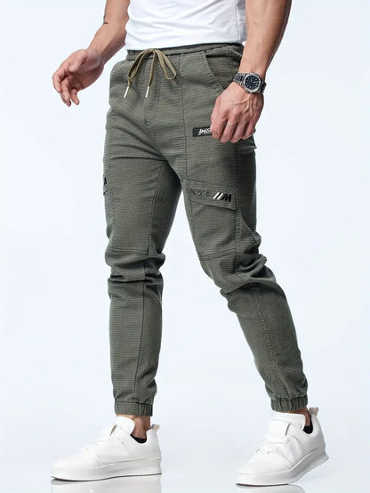 Glacera | Herren-Jogginghose mit verstellbarem Bund und praktischen Taschen