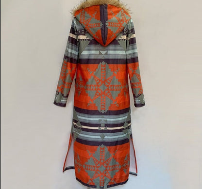 Aveline | Stylischer Pelzmantel mit Pelzkragen für Damen