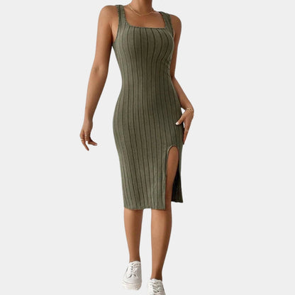 Allure - Elegantes schwarzes Midikleid mit eckigem Ausschnitt und Schlitz