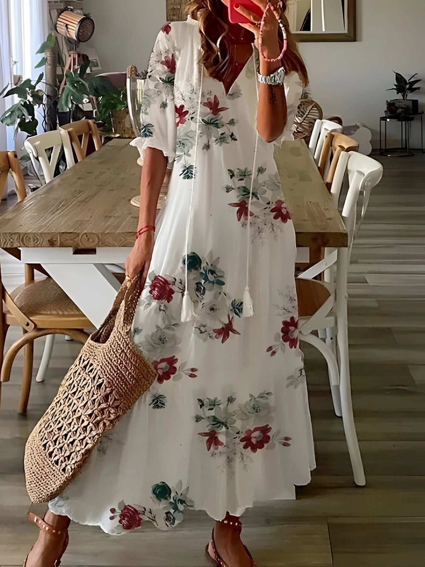 Gracier | Elegantes Midikleid mit V-Ausschnitt und Blumenmuster im Bohème-Stil