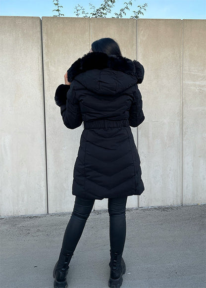 Thermova | Elegante Winterjacke mit luxuriösem Kunstfellbesatz